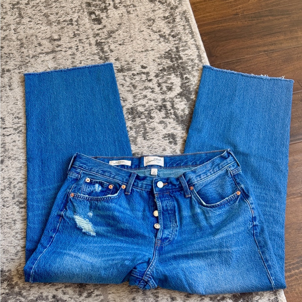 Universal Threads Mid Rise 90’s Baggy jeans